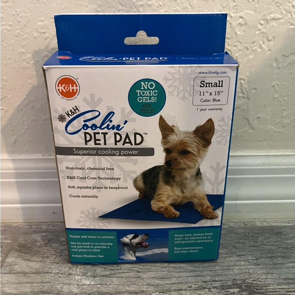 K&H Pet Products Coolin' Pet Pad Blue Small 11 X 15 Inches
